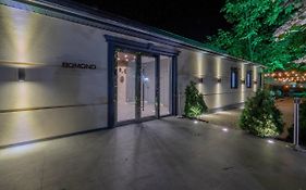 Vila Bomond